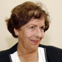 Dra. María Dolores Ortiz